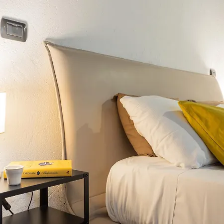 Elegante Al Quadrilatero By Wonderful Italy Apartament