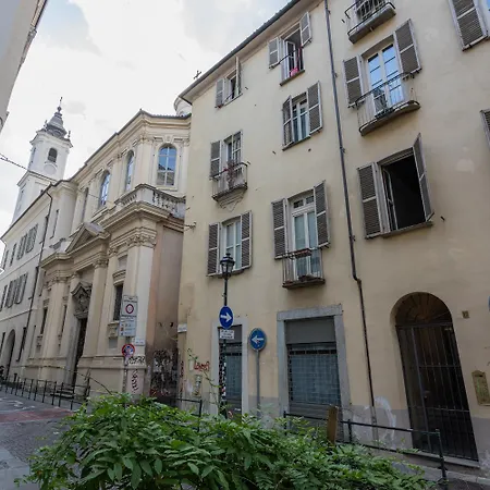 Elegante Al Quadrilatero By Wonderful Italy *