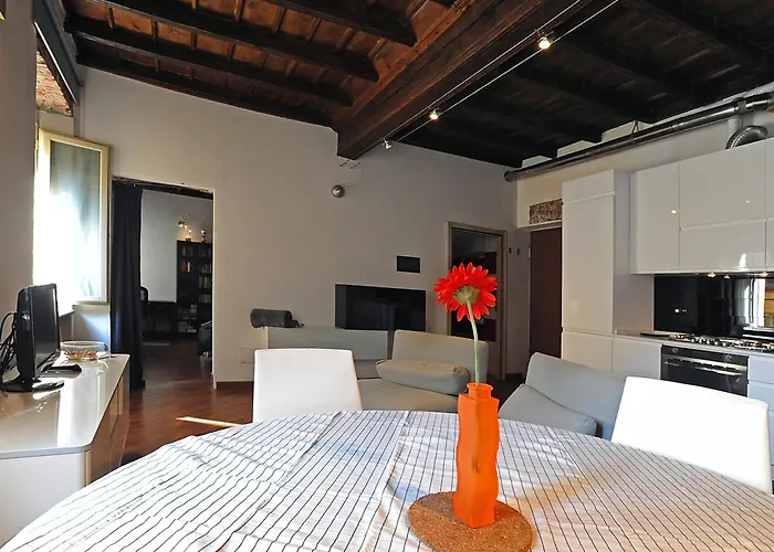 Апартаменты Elegante Al Quadrilatero By Wonderful Italy *